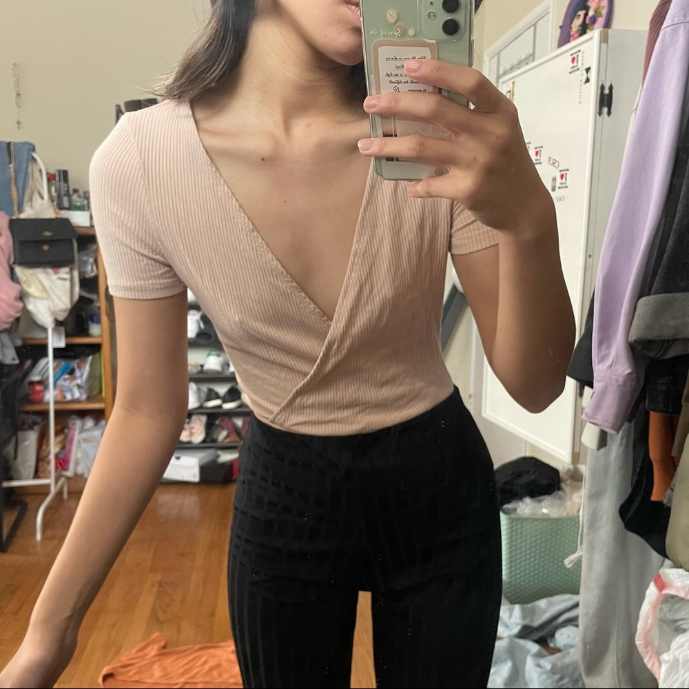 BUNDLE OF 2 FOREVER 21 RIBBED BODYSUITS